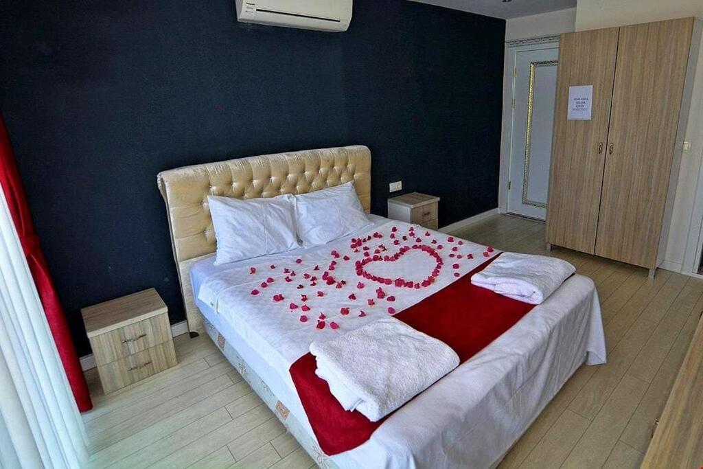 Airport Guelluek Otel Milas Εξωτερικό φωτογραφία
